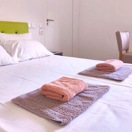 Hotel La Voile Bleue La Richardais Екстер'єр фото
