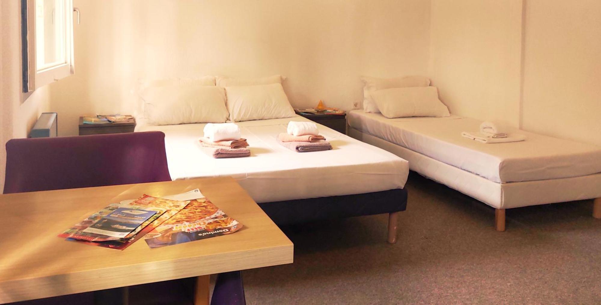 Hotel La Voile Bleue La Richardais Екстер'єр фото
