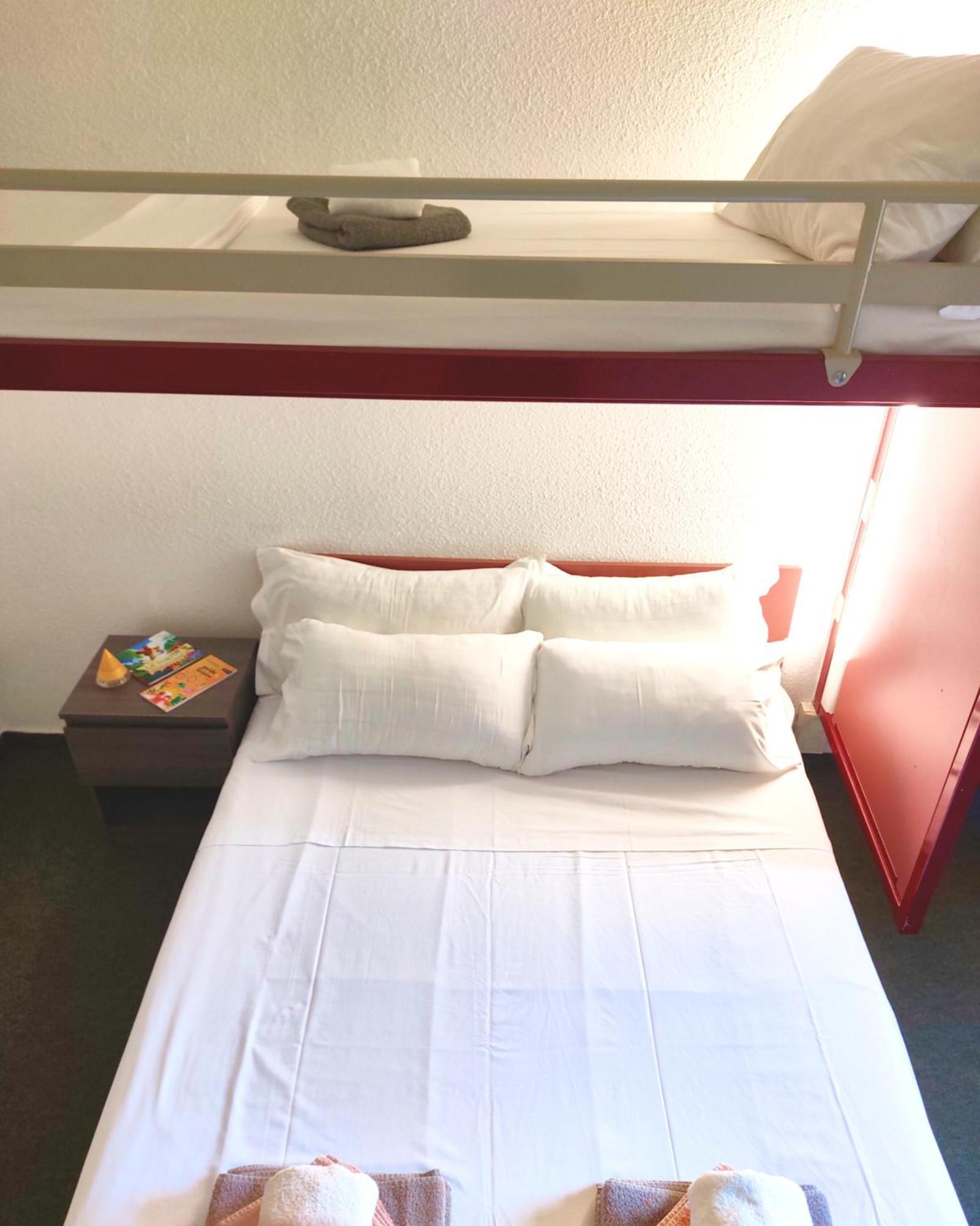 Hotel La Voile Bleue La Richardais Екстер'єр фото