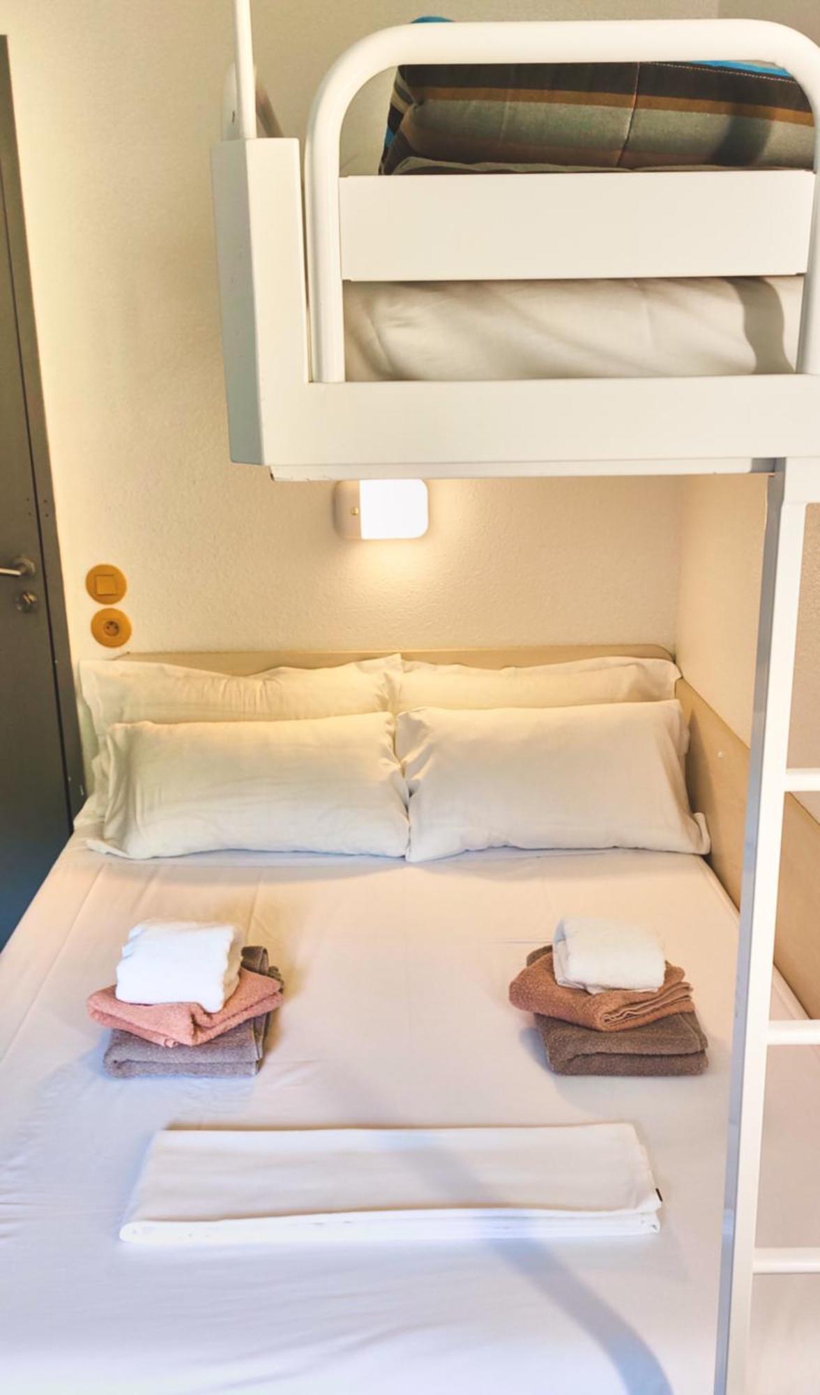 Hotel La Voile Bleue La Richardais Екстер'єр фото