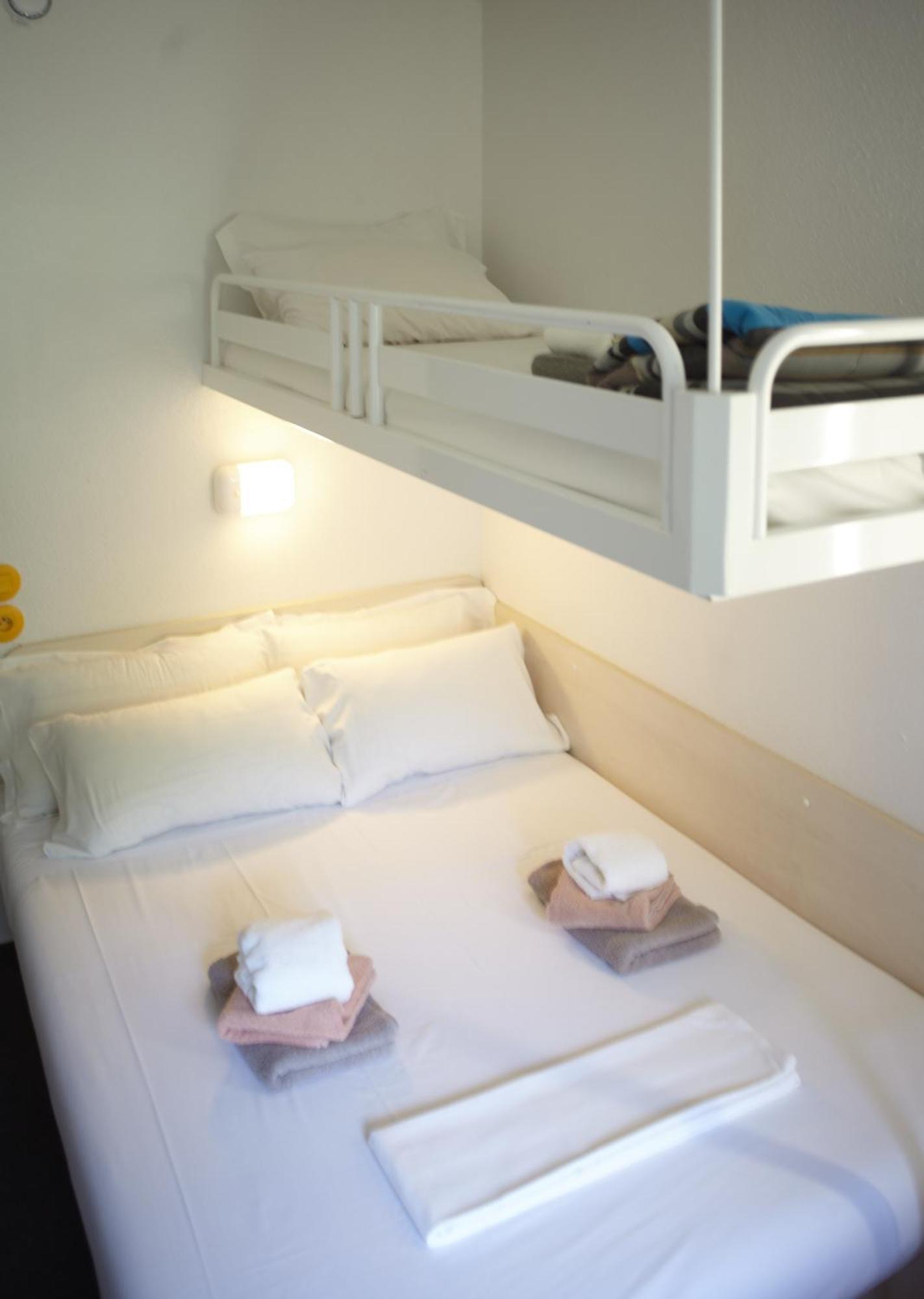 Hotel La Voile Bleue La Richardais Екстер'єр фото